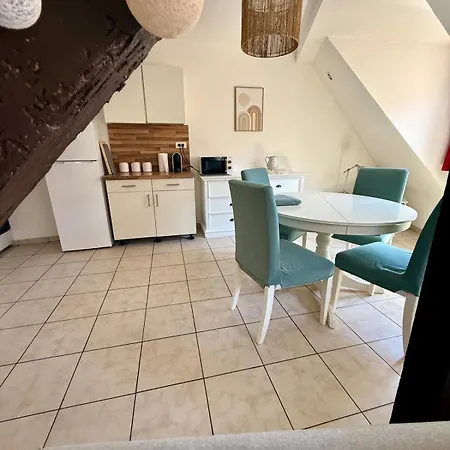 Charme Et Confort, Plein Centre アパート オベルネ